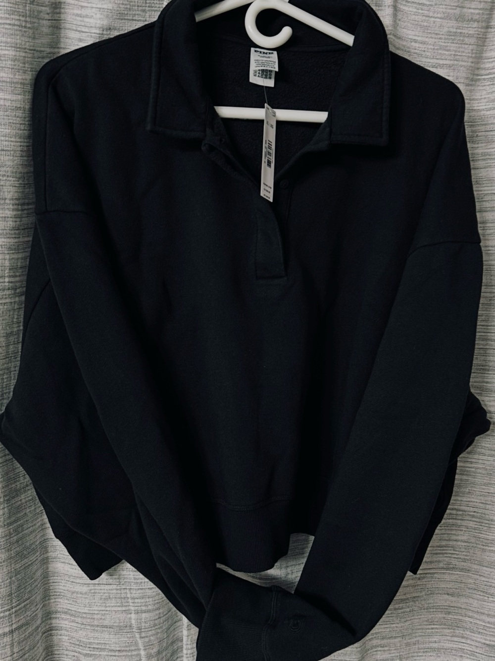 PINK Victoria's Secret Black Cropped Polo pullover Sweatshirt New size Medium - Picture 4 of 5